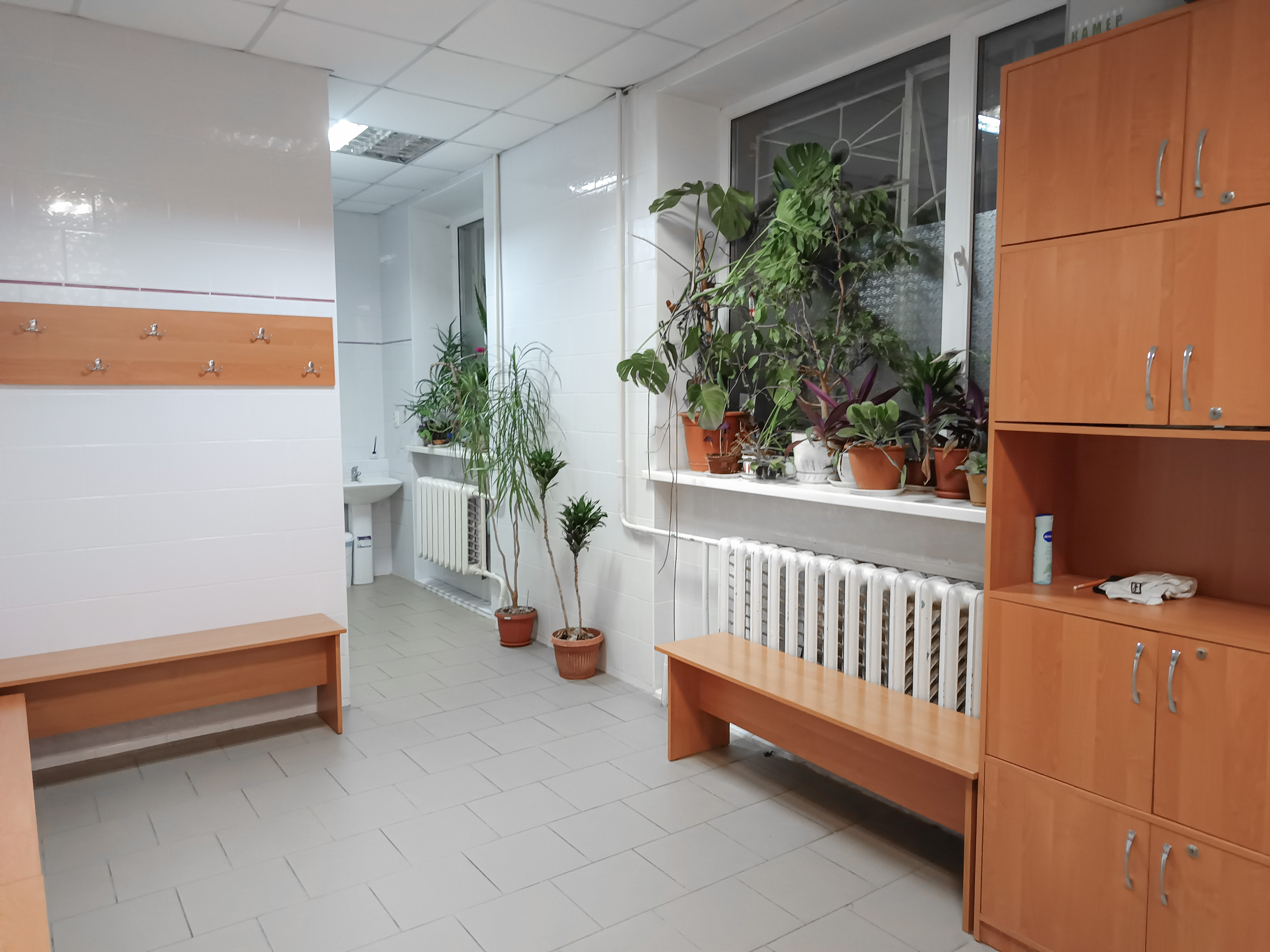 Роздягальня жіноча